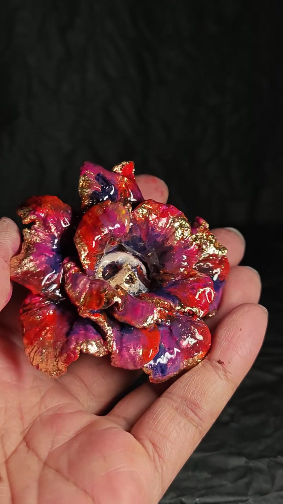 Commissioned floral brooch by BUZO / buzuo-laoshi-076-1V